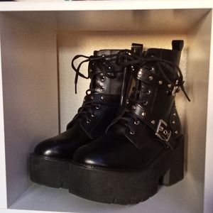 Women's Platform Boots